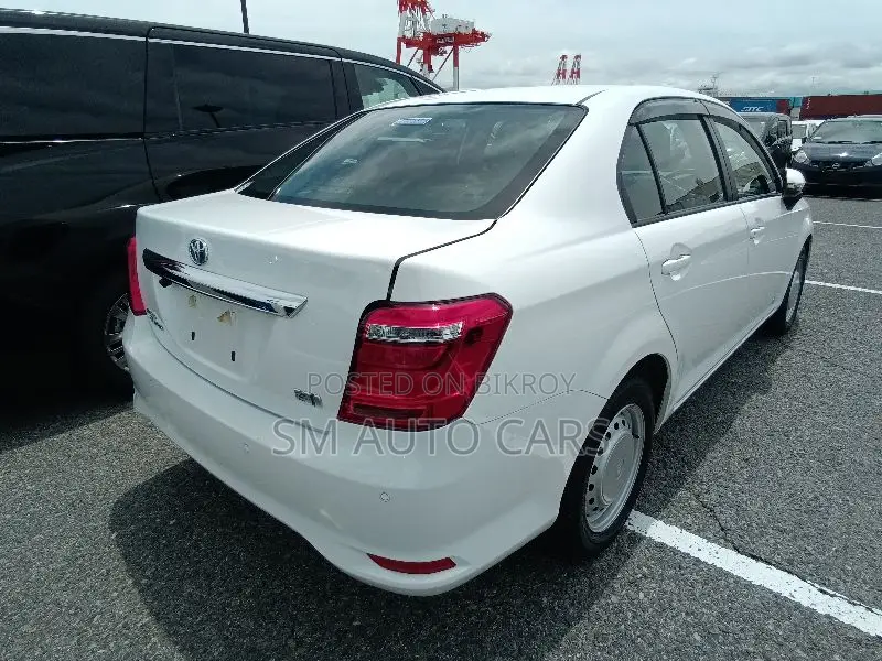 Toyota Axio 2022 White