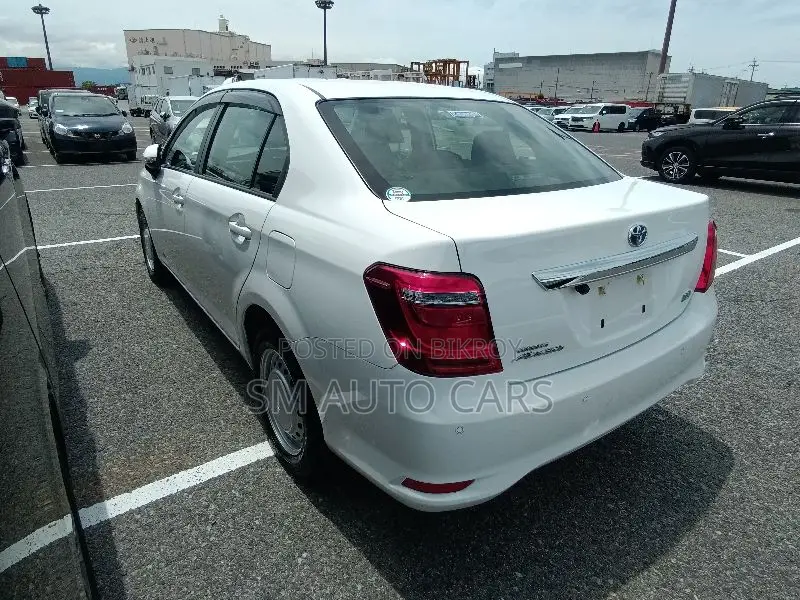 Toyota Axio 2022 White