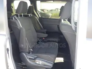 Toyota Noah 2021 Pearl