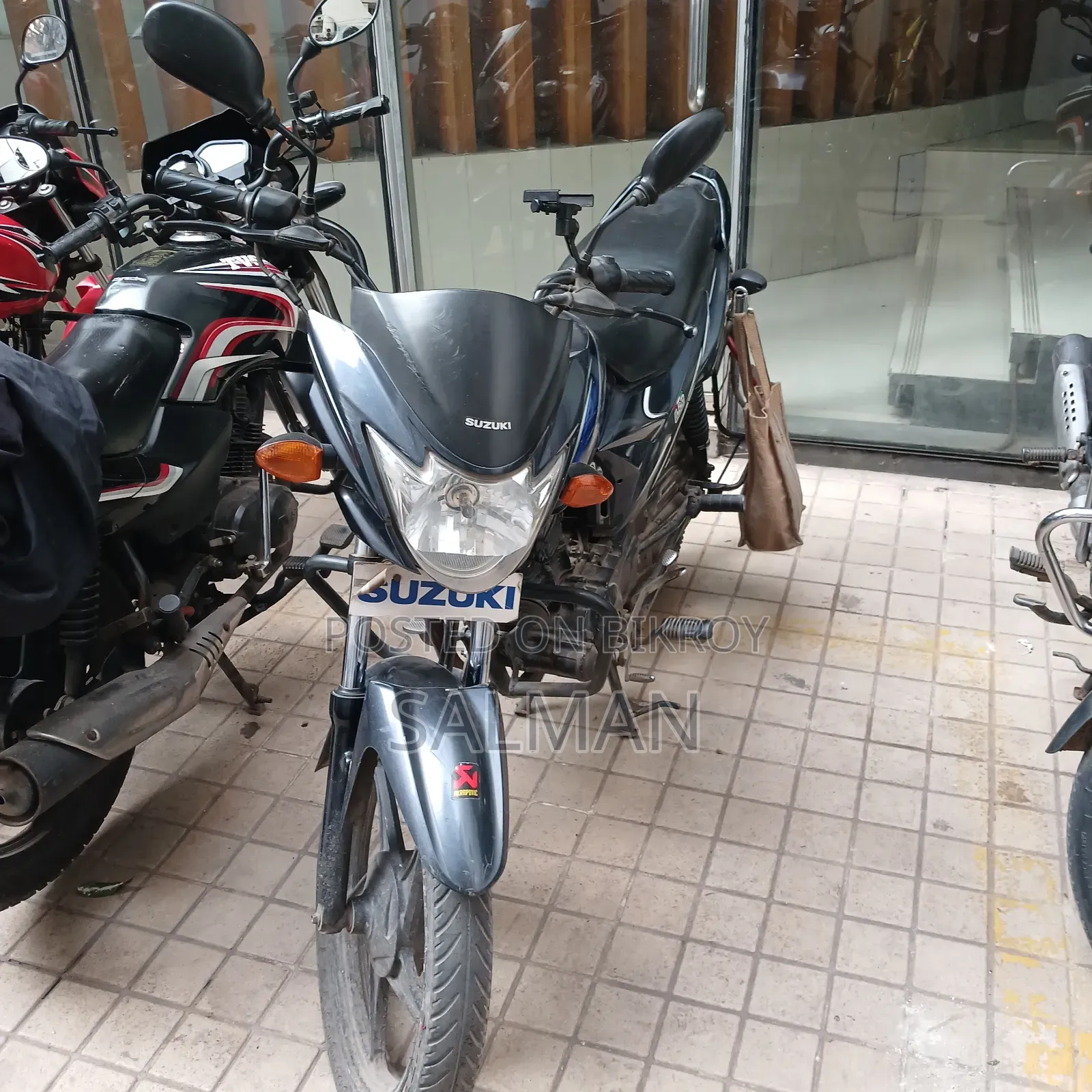 সুজুকি হায়াতে ২০১৮ গ্রে