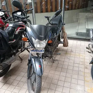 সুজুকি হায়াতে ২০১৮ গ্রে