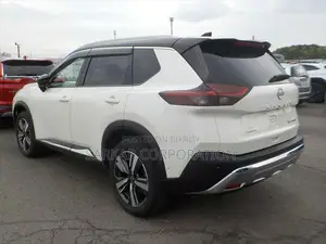 Nissan X-Trail 1.5 Hybrid AWD 2023 Pearl