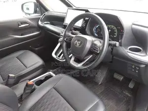 Toyota Noah 2022 Black