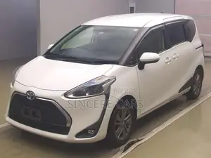 Toyota Sienta 2021 Pearl