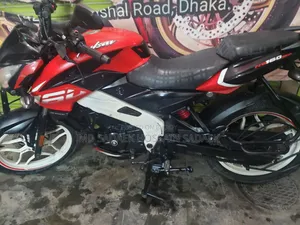 Bajaj Pulsar NS 160 2021 Red