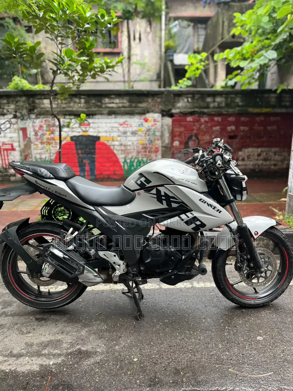 সুজুকি জিক্সার এফআই এবিএস ২০২২ লাল