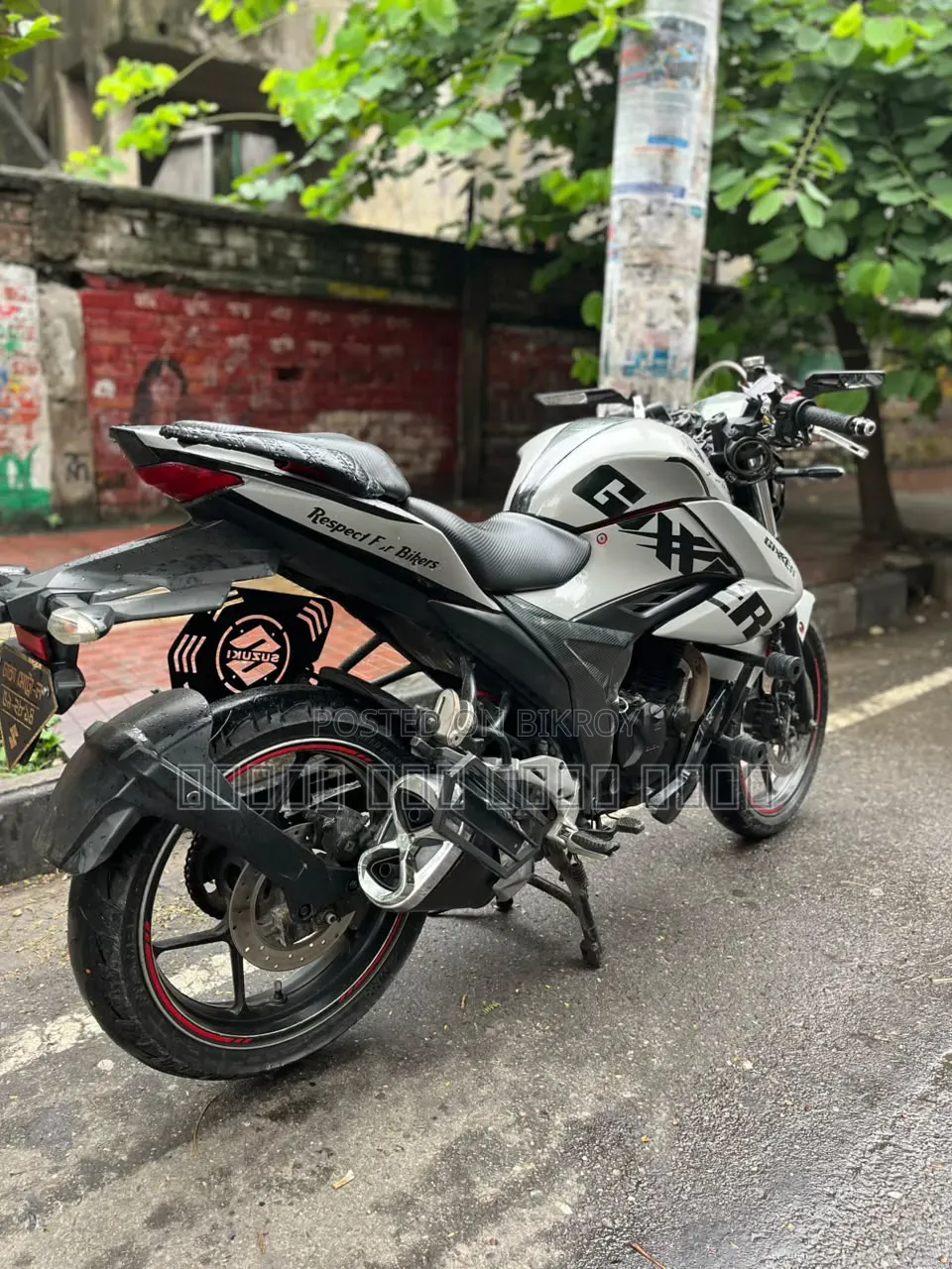 সুজুকি জিক্সার এফআই এবিএস ২০২২ লাল