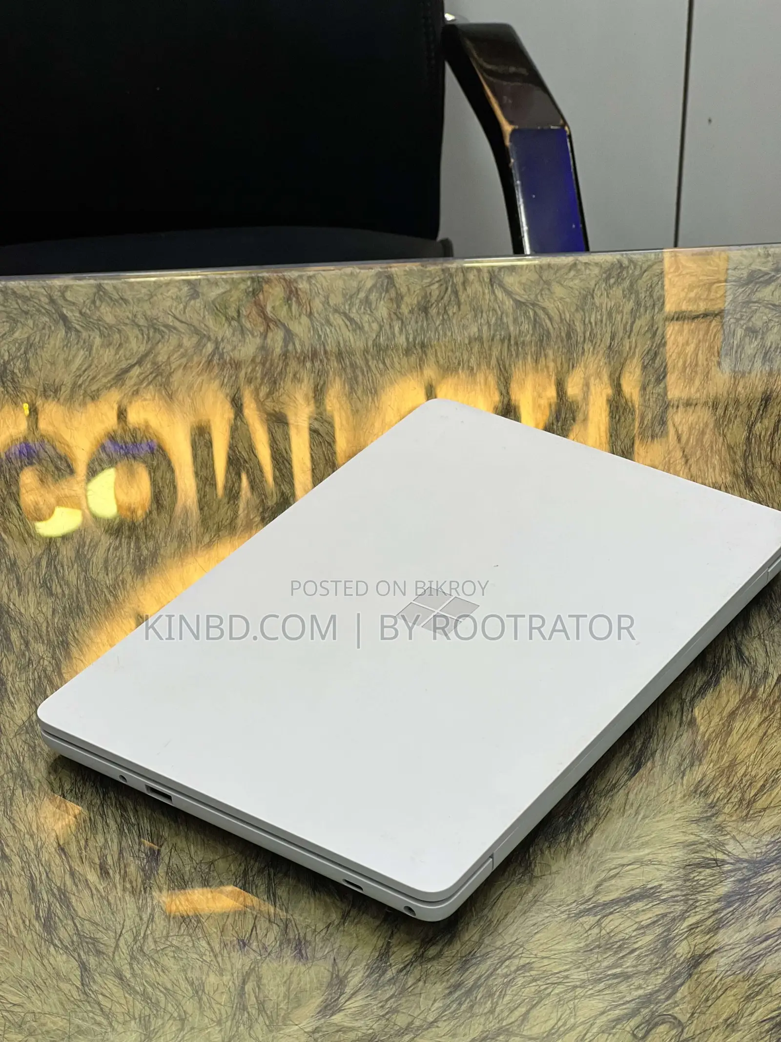 Laptop Microsoft Surface Laptop SE 8GB Intel Celeron SSD 128GB