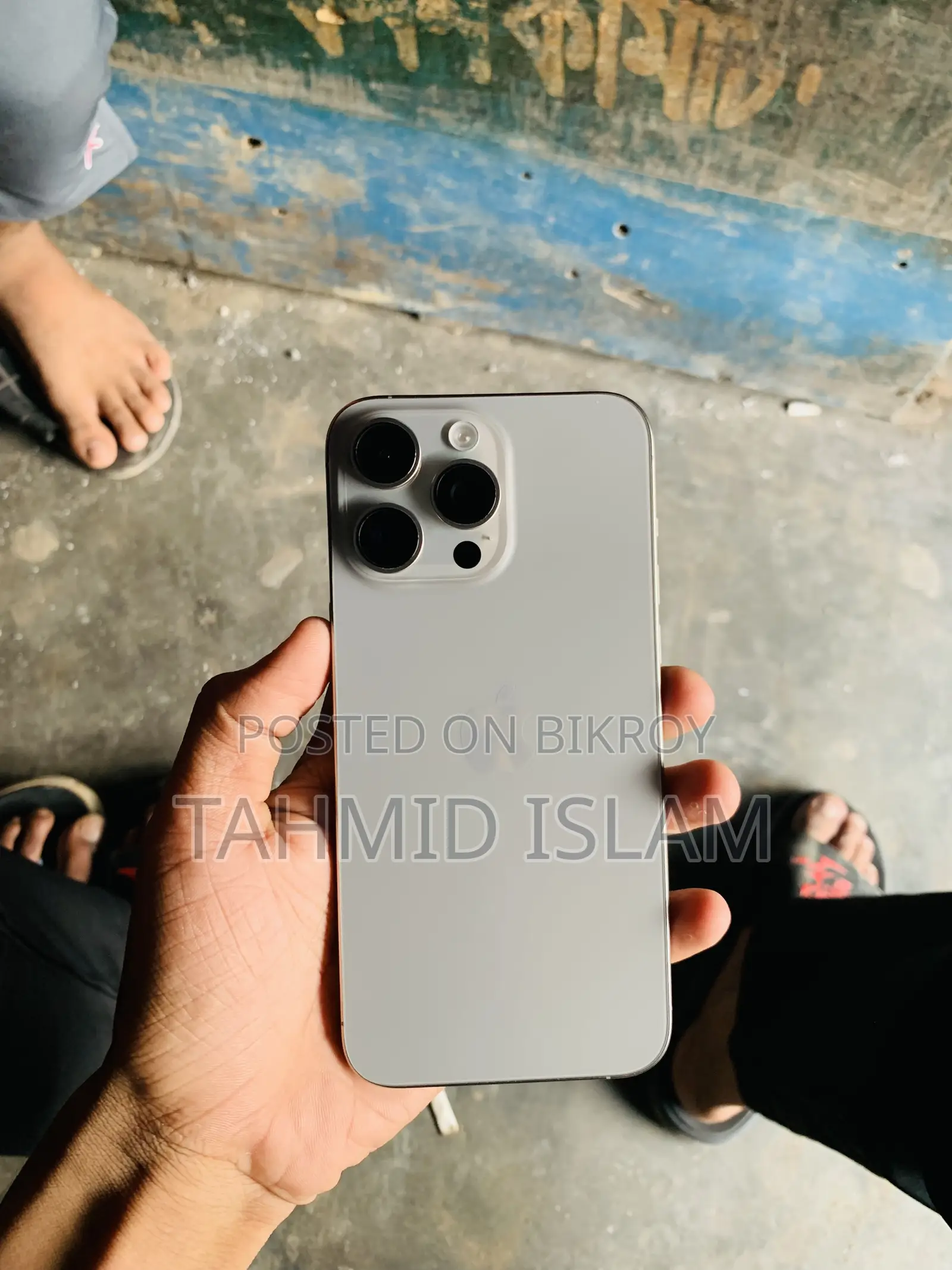 New Apple iPhone 15 Pro Max 512 GB Silver