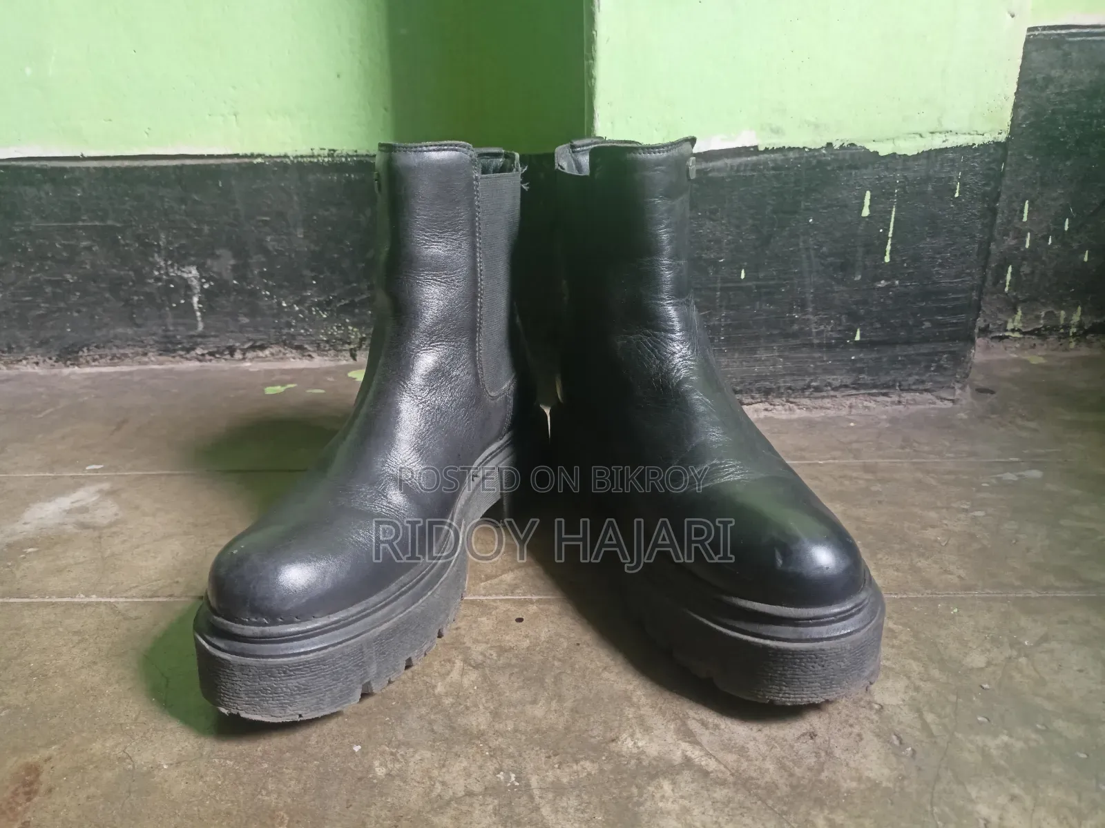 Original Leather Chelsea Boots