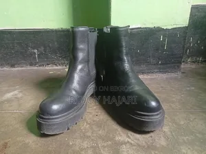 Original Leather Chelsea Boots