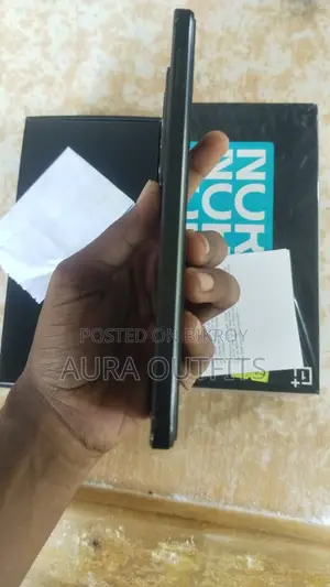ওয়ানপ্লাস নর্ড এন৩০ এসই ১২৮ জিবি ব্ল্যাক