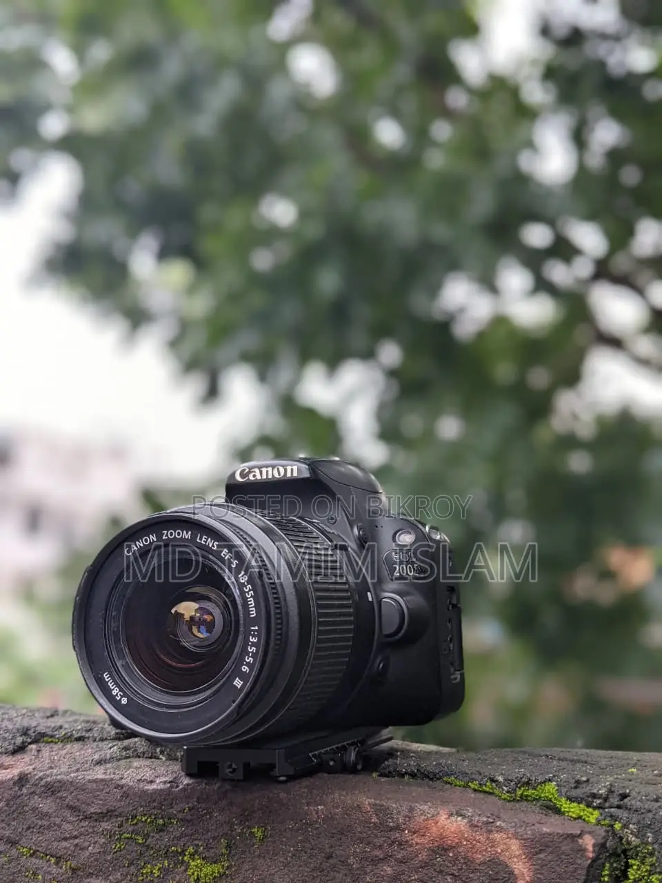 Canon 200D