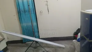 Projector Screen