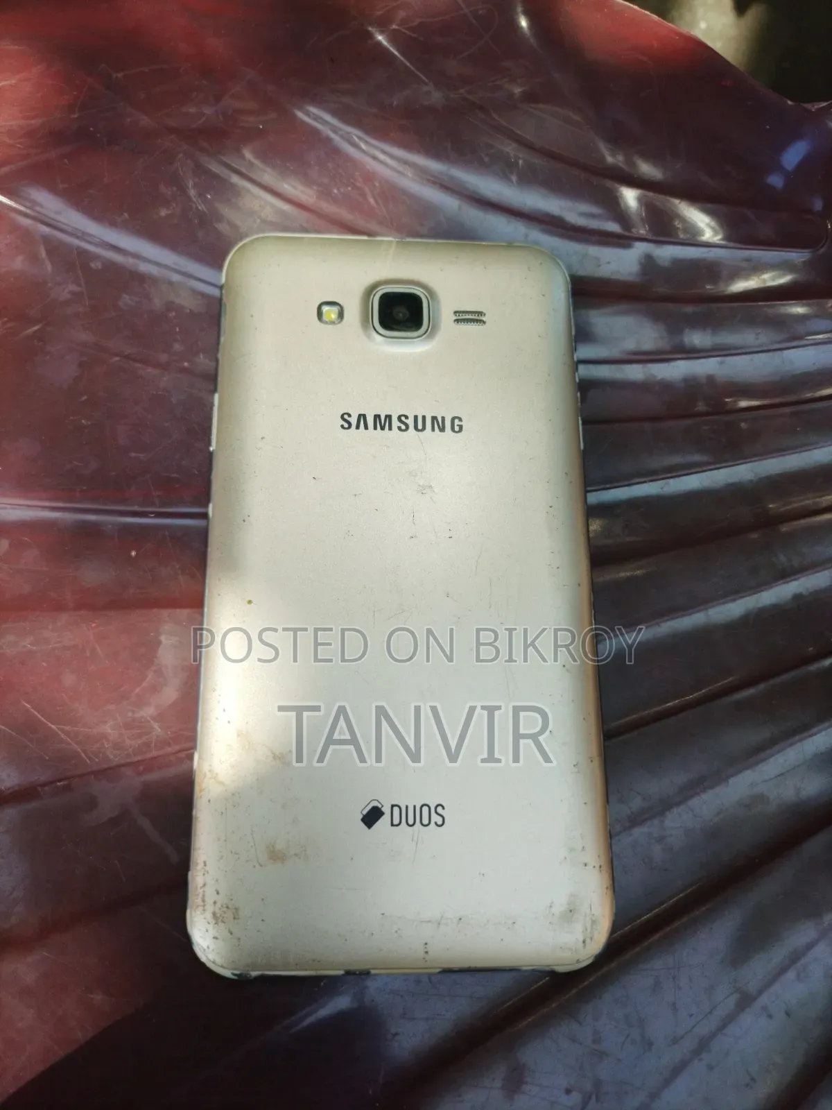 Samsung Galaxy J7 16 GB Gray