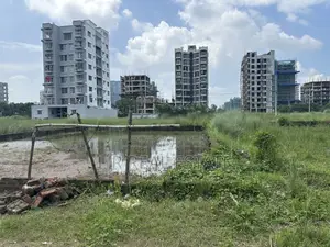 এম-ব্লক, ৫-কাঠা, রেডি প্লট জরুরি বিক্রয়, বসুন্ধরা আর/এ