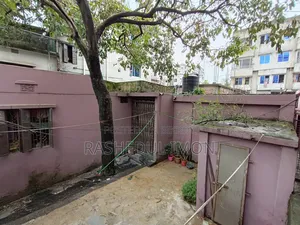 5bdrm House in Kochi Aunty'S House, Jatrabari for Sale