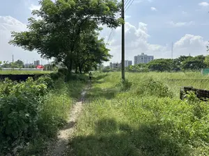 N-Block, 3-Katha, South-Face, 3700-Serial, Urgent Sell, Bashundhara R/A
