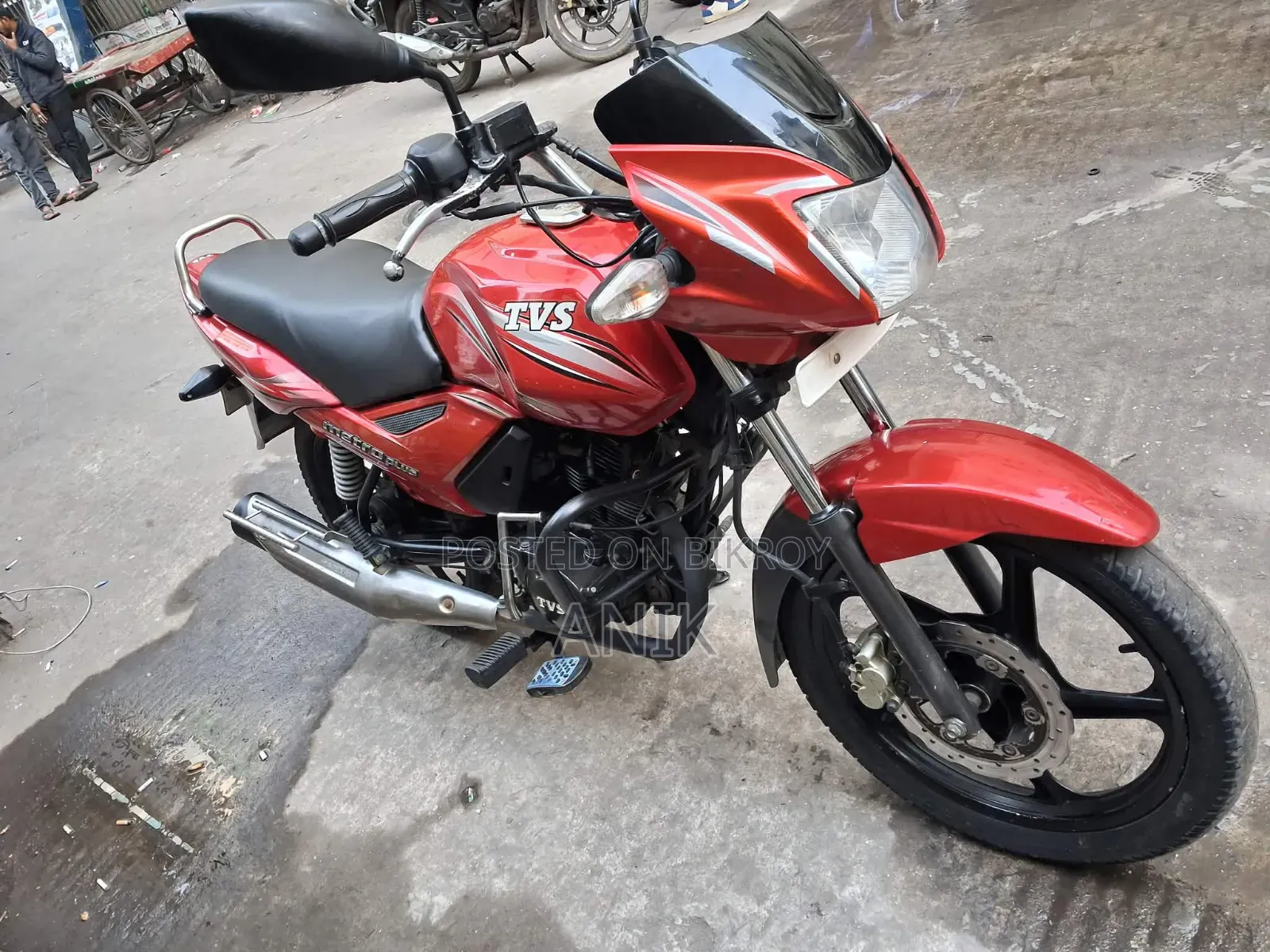 টিভিএস মেট্রো প্লাস ২০১৭ রেড