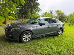মাজদা অ্যাক্সিলা এসভি প্রিমিয়াম ২০১৪ গ্রে
