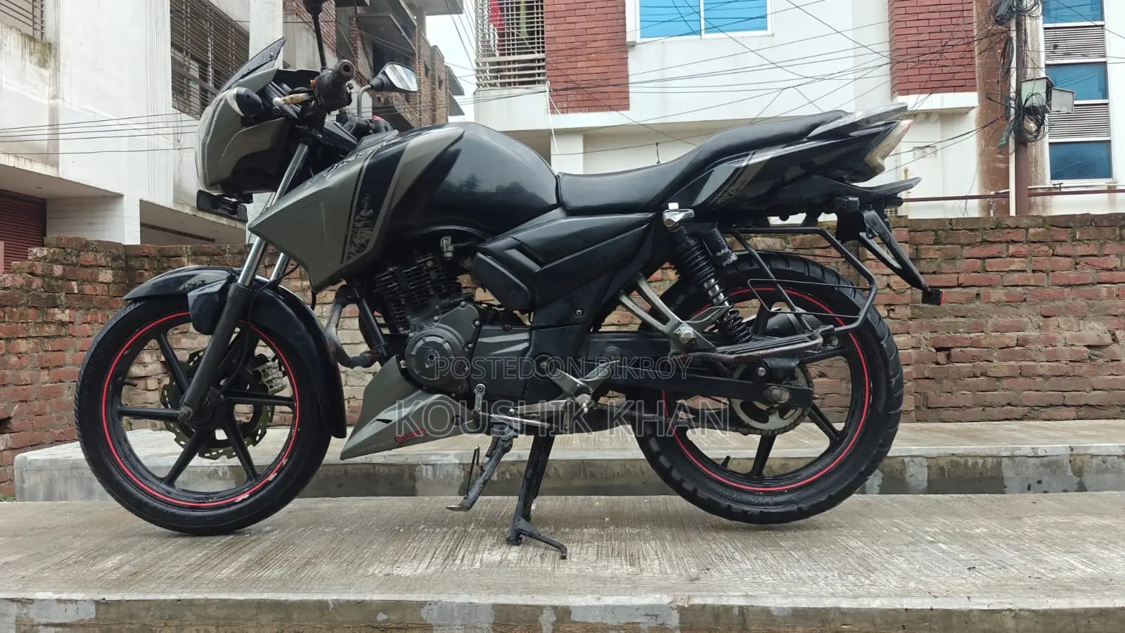 TVS Apache 180 RTR 2016 Gray
