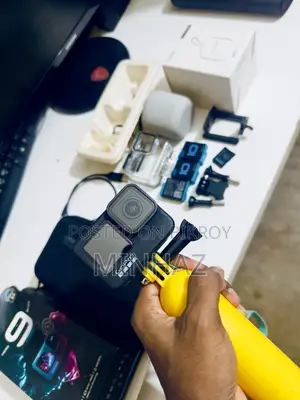 Gopro Hero 9 নতুনের মতো  সাথে সবকিছু।