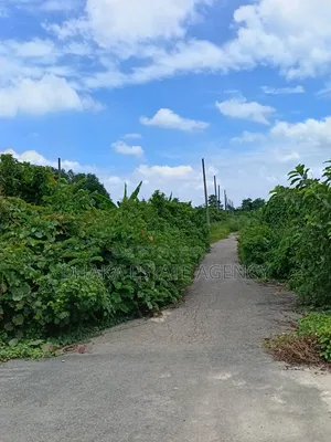 সেক্টর-২২, ক্যাটাগরি প্রাইভেট সার্ভিস ৩ কাঠা প্লট বিক্রয়