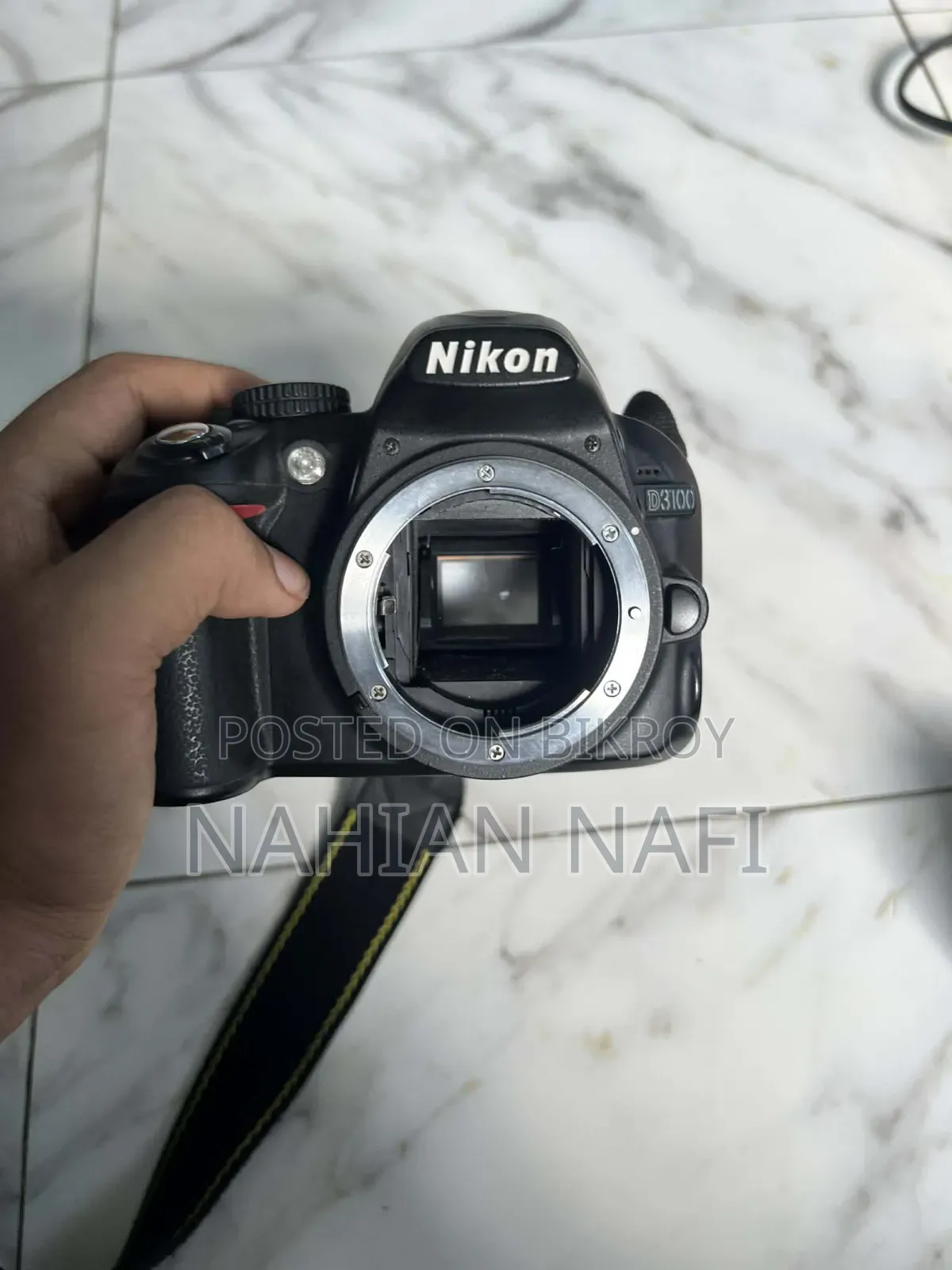 Nikon D 3100