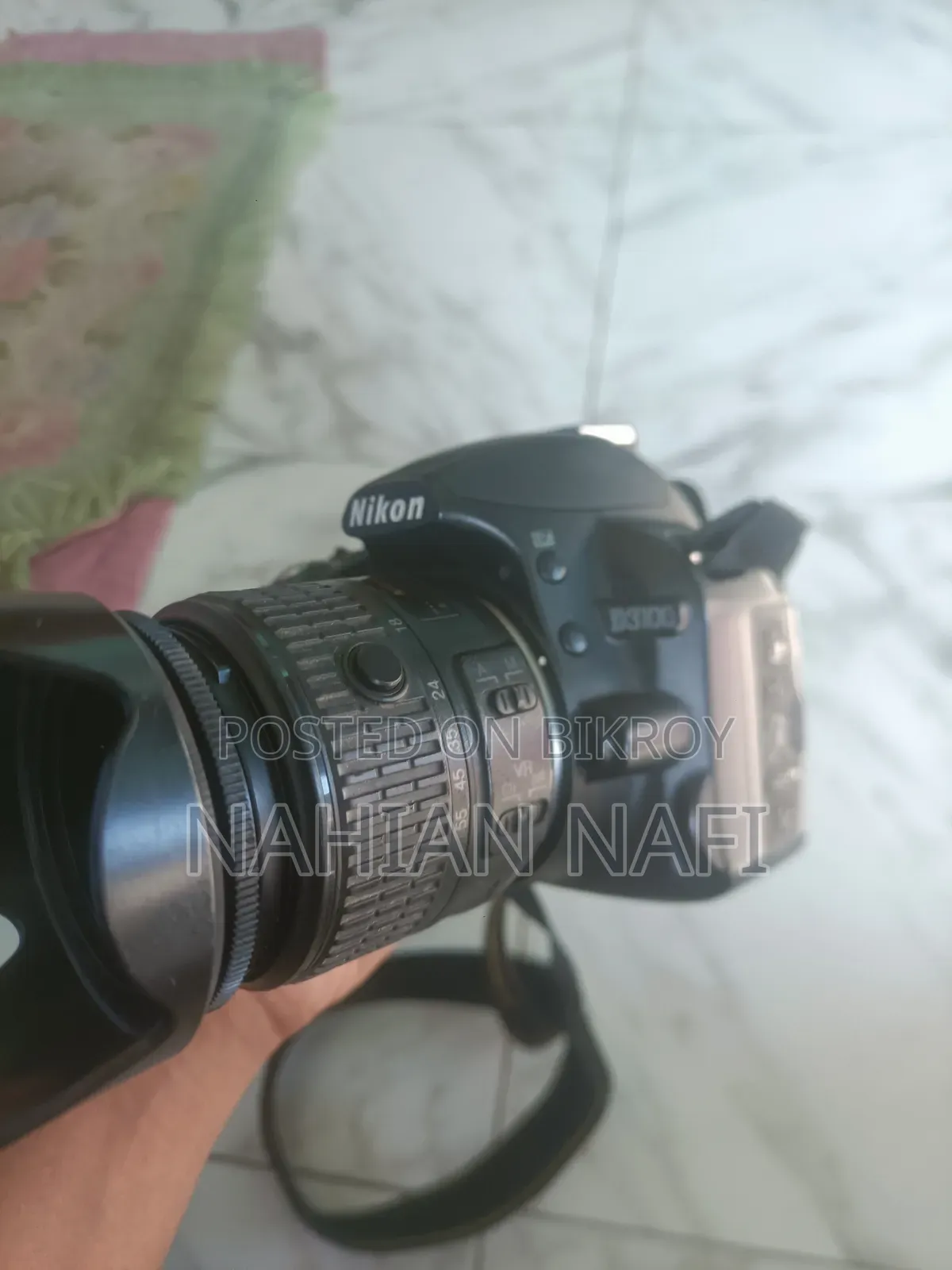 Nikon D 3100