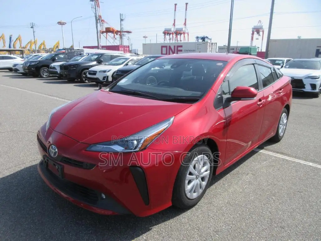 Toyota Prius 2021 Red