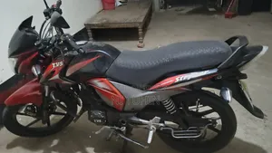 TVS Stryker 125 2018 Red