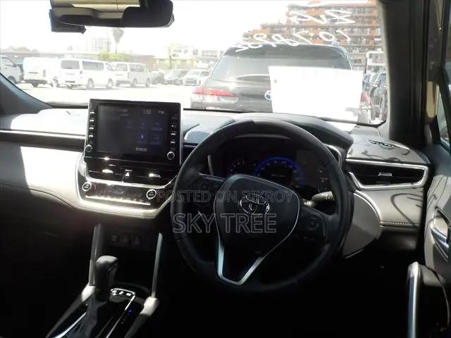 Toyota Corolla Cross 2023 Brown