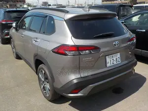 Toyota Corolla Cross 2023 Brown