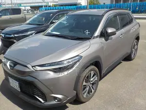 Toyota Corolla Cross 2023 Brown
