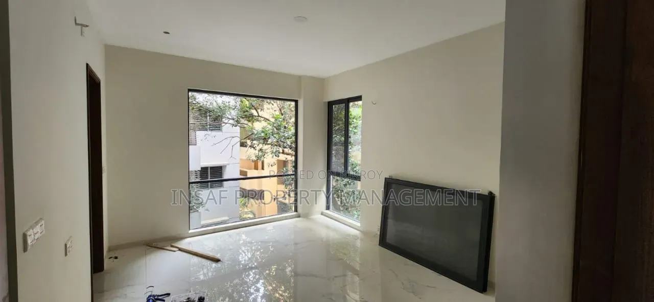 4-Bedroom Apartment in Gulshan for Rent