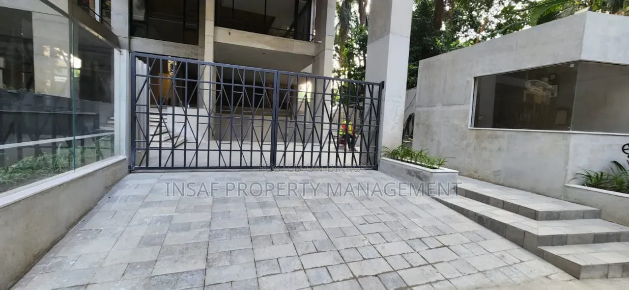 4-Bedroom Apartment in Gulshan for Rent