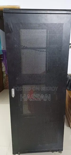 Dintek 32U Server Rack For Office/Data Lab