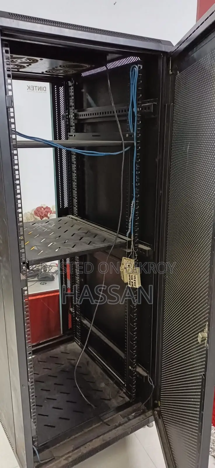 Dintek 32U Server Rack For Office/Data Lab