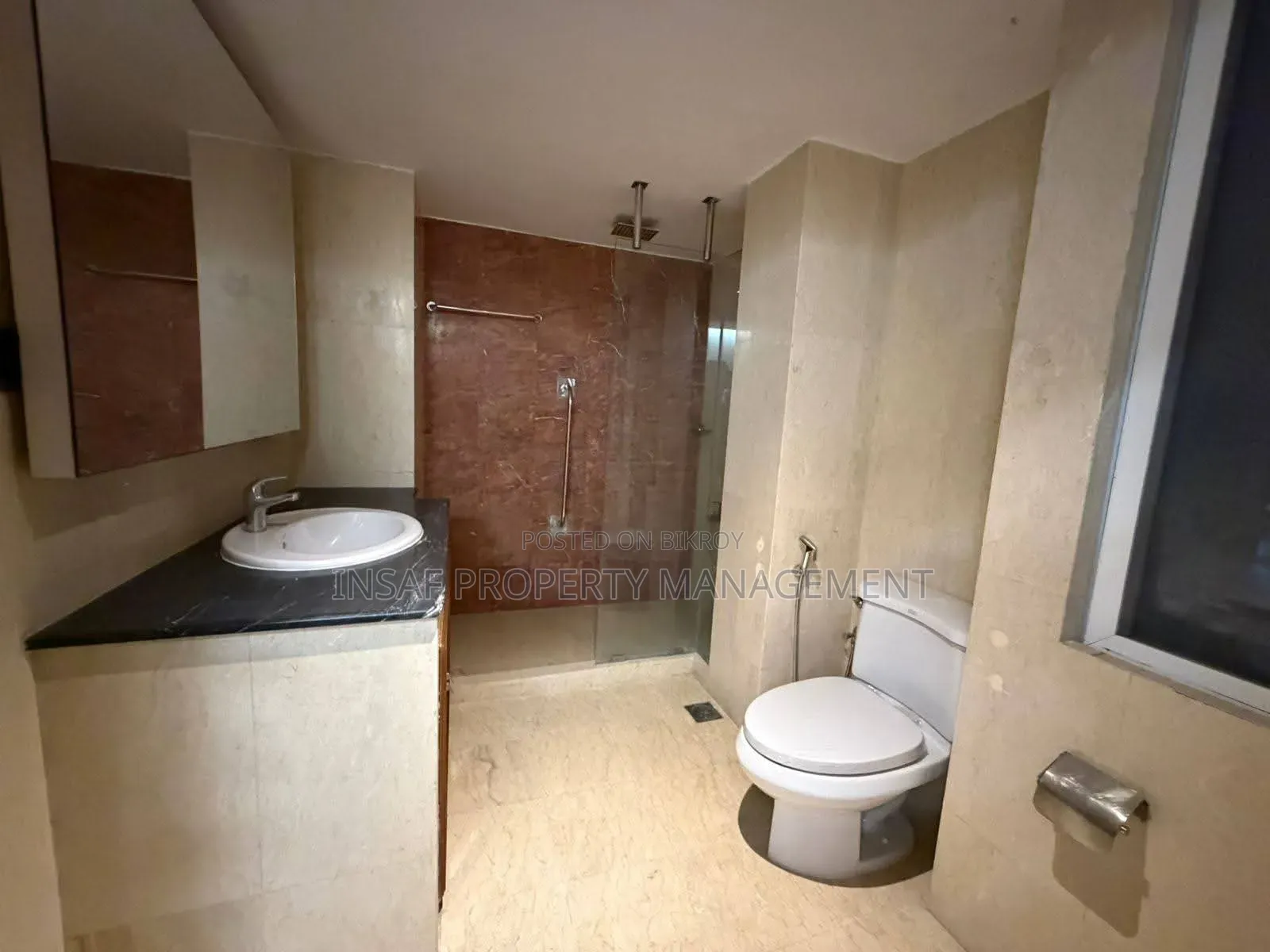4-Bedroom Apartment in Gulshan for Rent