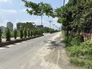 Block-N, 4-Katha, South-Facing, Plot for Sale