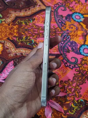 অ্যাপল আইফোন ১৬ প্রো ম্যাক্স ২৫৬ জিবি গোল্ড