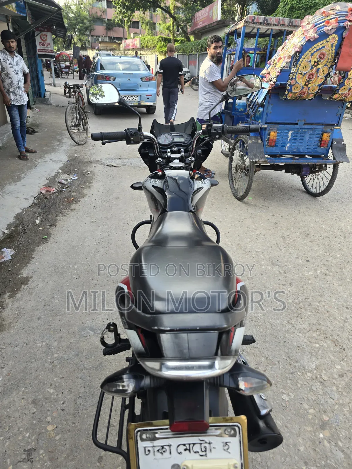 বাজাজ ডিসকভার ১২৫ ২০২০ ব্ল্যাক