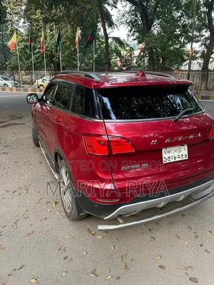 Haval H6 2.0 Petrol FWD 2017 Red