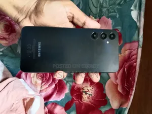 স্যামসাং গ্যালাক্সি এ০৫এস ১২৮ জিবি ব্ল্যাক