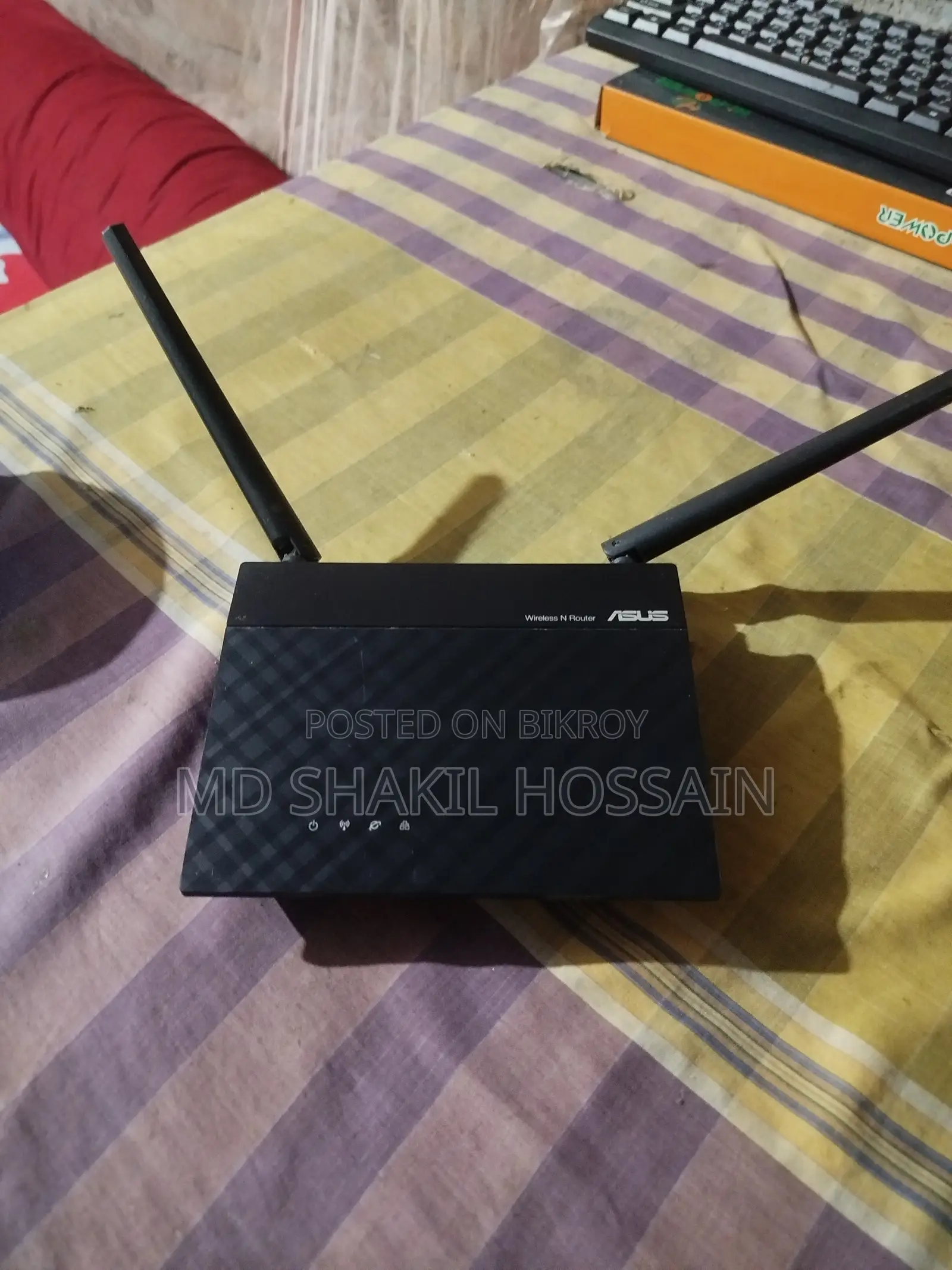 ASUS Router Rt-N12 1 বছর ব্যাবহার হয়েছে। ফ্রেশ