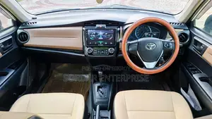 Toyota Axio 1.5 Hybrid 2WD 2014 White