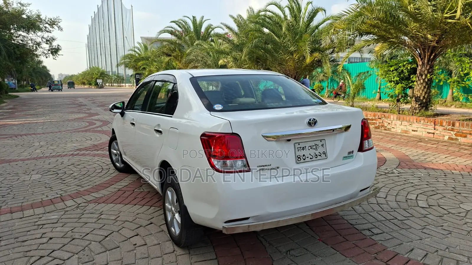 Toyota Axio 1.5 Hybrid 2WD 2014 White