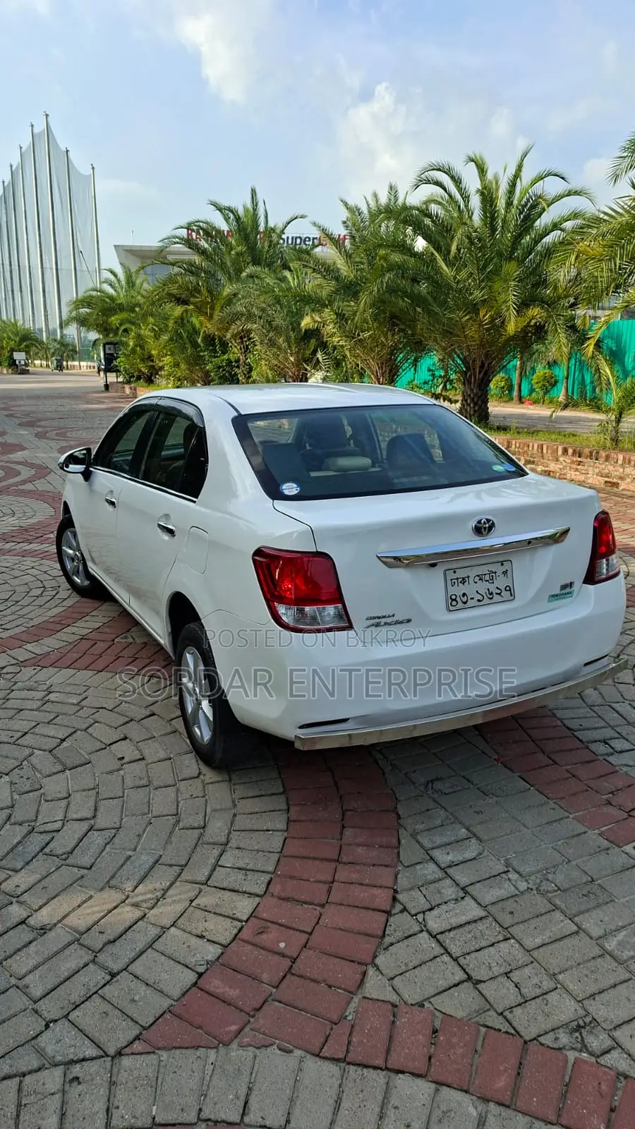 Toyota Axio 1.5 Hybrid 2WD 2014 White
