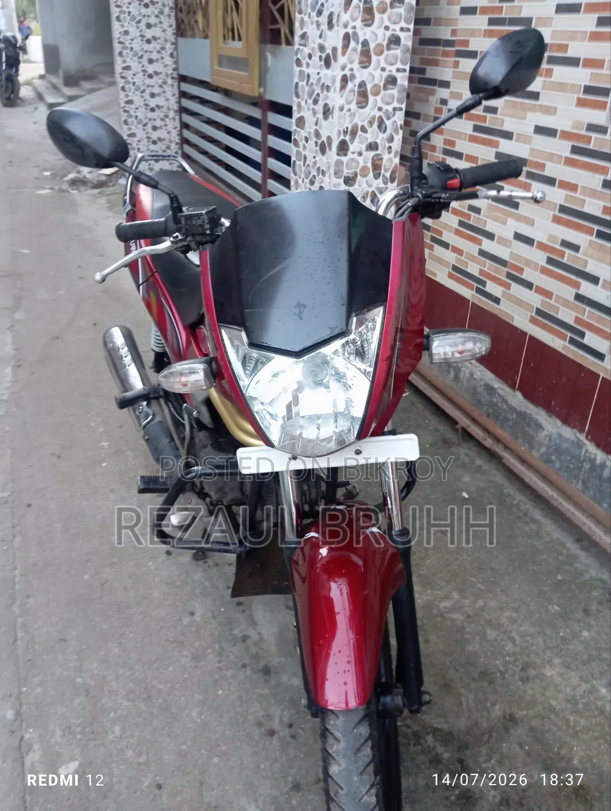 Mahindra Centuro 2017 Red