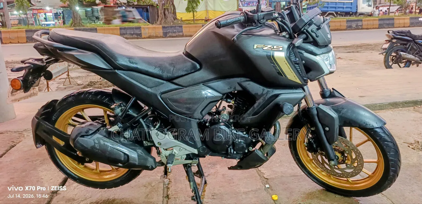 ইয়ামাহা এফজেড ২০২৫ ব্ল্যাক